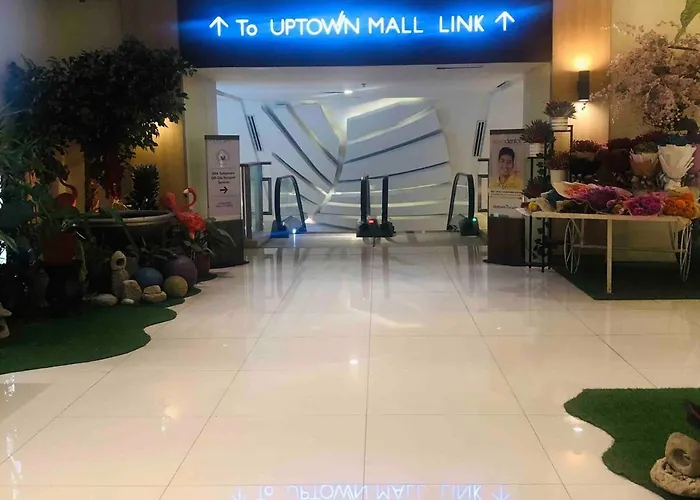 Uptown Mall Linked 1br 2 Beds Value Bgc Apartment *